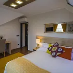 Vitis Kuria 7171 Hotel