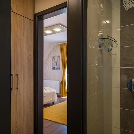 Vitis Kuria 7171 Hotell Balatonrendes