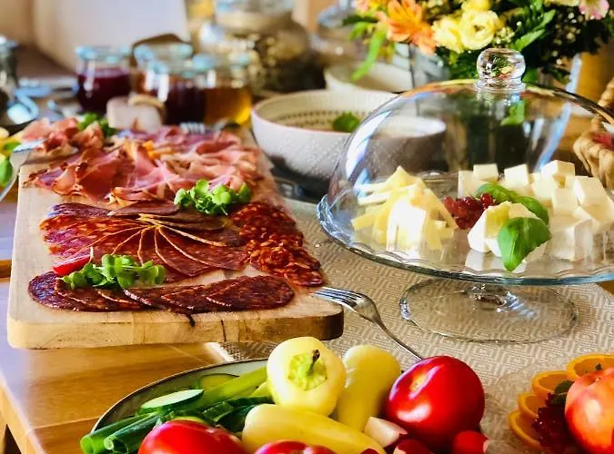 Vitis Kuria 7171 Otel Balatonrendes