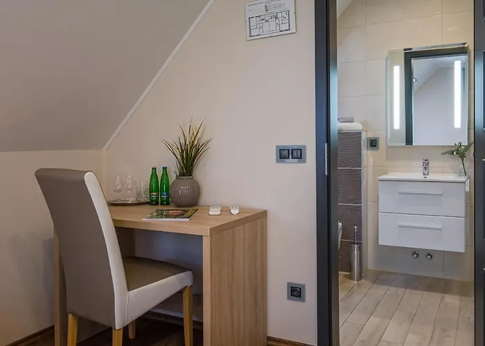 Vitis Kuria 7171 Hotel