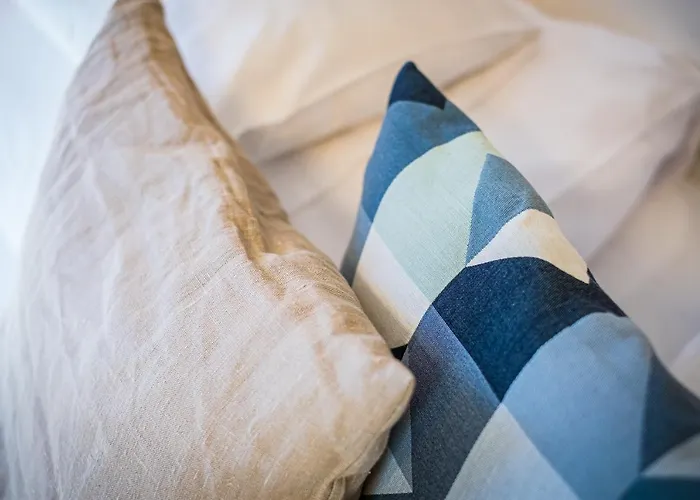 Vitis Kúria 7171 Szálloda *