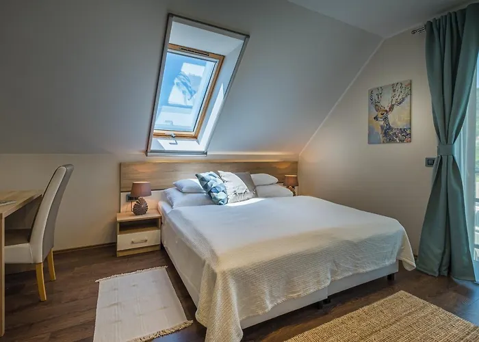 Otel Vitis Kuria 7171 Balatonrendes